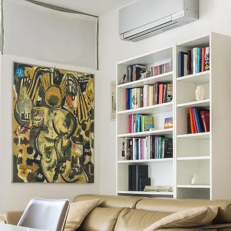 Luxury Modern One Bedroom In Great Location * Milan