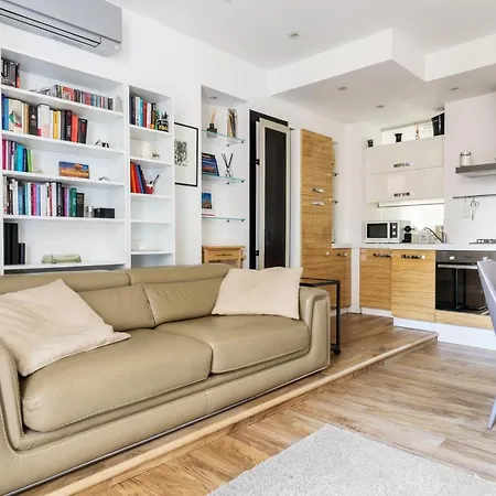 Luxury Modern One Bedroom In Great Location * Milan